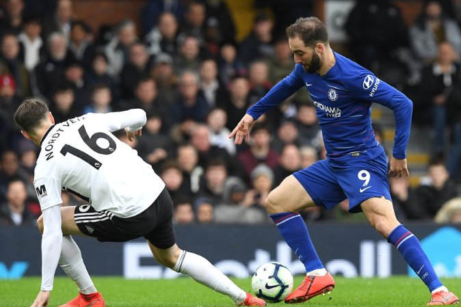 劳塔罗对阵尼科·帕兹：国际米兰与科莫，圣西罗上演争夺欧洲之路的巅峰对决