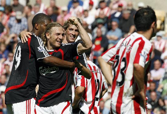 西甲裁判罚下昔日名哨，后者曾执法当年的米兰利物浦欧冠决赛