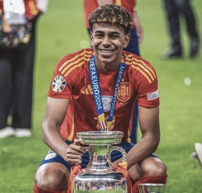 足球报：北京市体育局与足协相关领导都会现场观战足协杯决赛