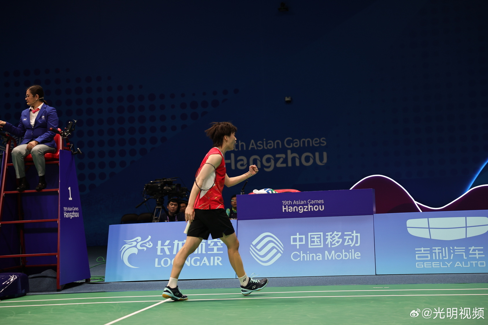 总经理斯通 总经理斯通